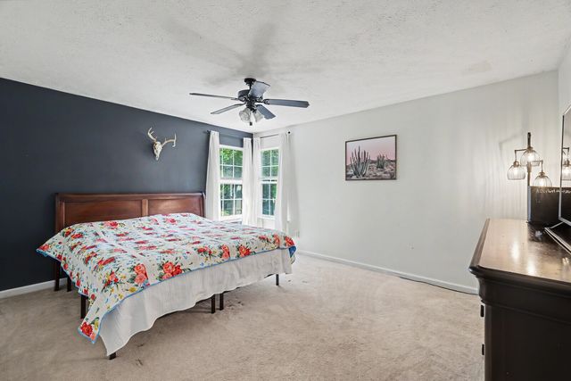 718 Paige Ct, Columbia, TN 38401