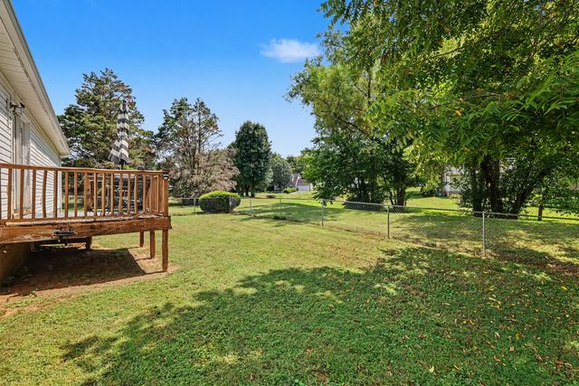 718 Paige Ct, Columbia, TN 38401