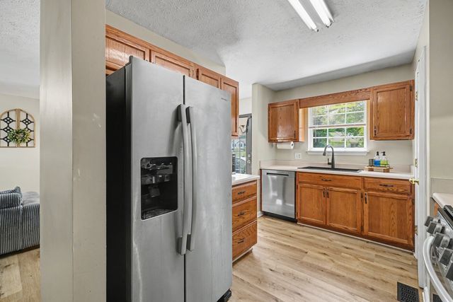 718 Paige Ct, Columbia, TN 38401