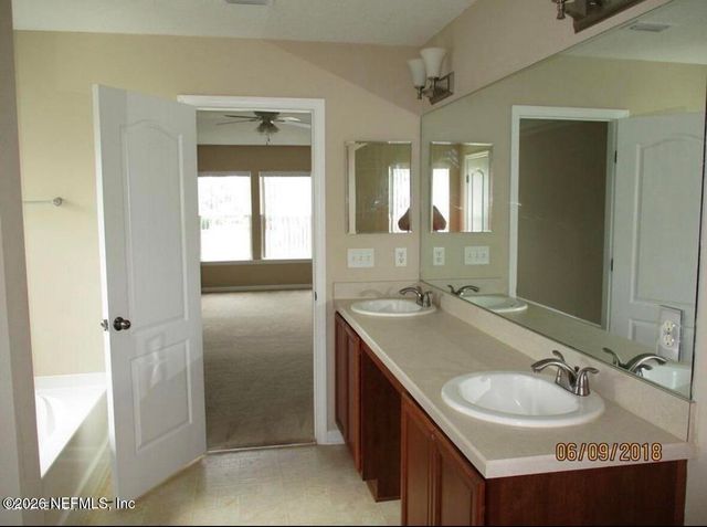 86339 CARTESIAN POINTE Drive, Yulee, FL 32097