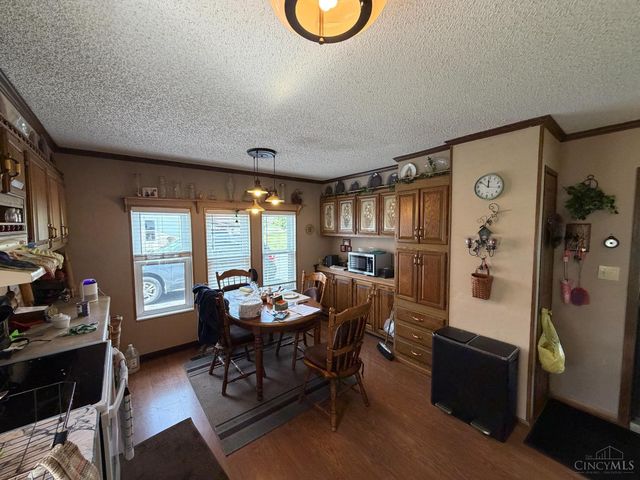 10818 North Shore Drive, Paint Twp, OH 45133