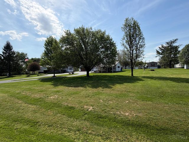 10818 North Shore Drive, Paint Twp, OH 45133