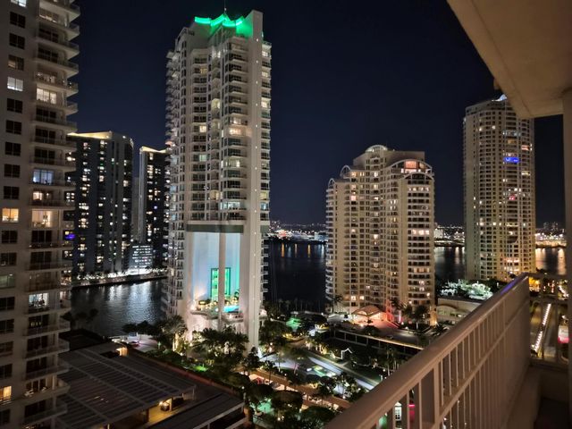 701 Brickell Key Boulevard 2008, Miami, FL 33131