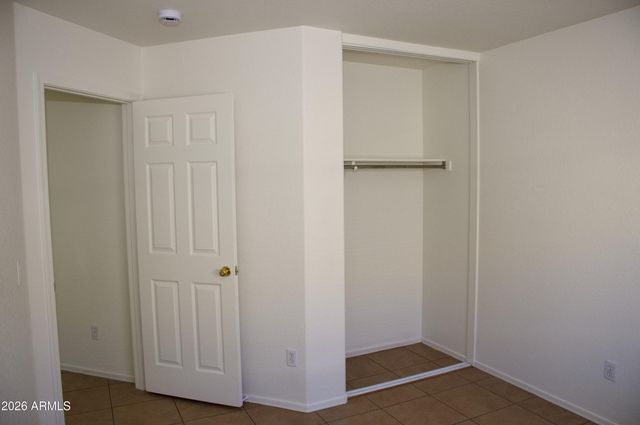 2716 W Allens Peak Drive, San Tan Valley, AZ 85144