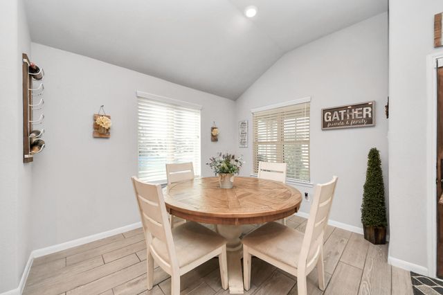 550 Winburn Tide Lane, La Porte, TX 77571