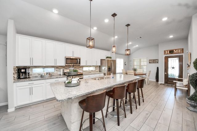 550 Winburn Tide Lane, La Porte, TX 77571