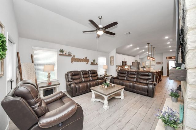 550 Winburn Tide Lane, La Porte, TX 77571