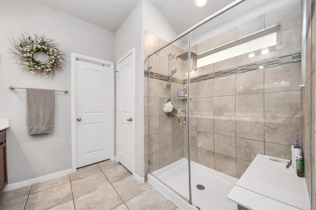 550 Winburn Tide Lane, La Porte, TX 77571