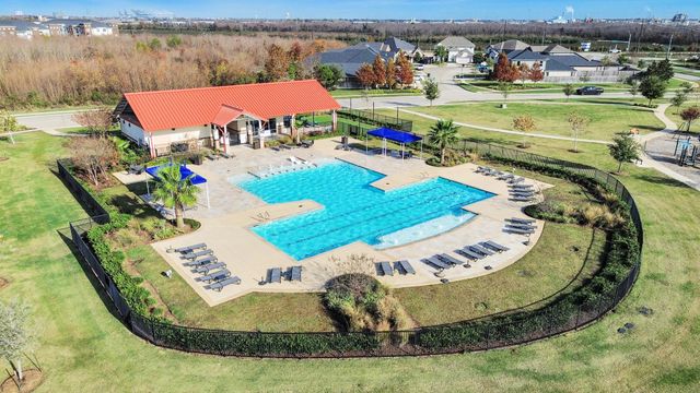 550 Winburn Tide Lane, La Porte, TX 77571