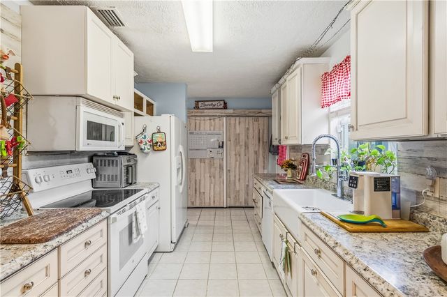 1110 13th Avenue SW, Vero Beach, FL 32962