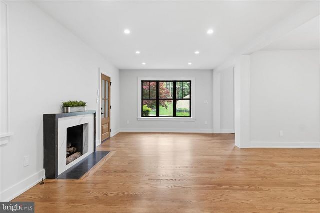 5921 CHESTERBROOK RD, Mclean, VA 22101