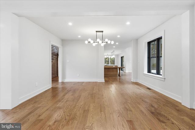 5921 CHESTERBROOK RD, Mclean, VA 22101