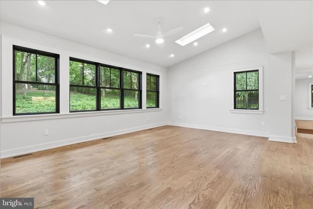 5921 CHESTERBROOK RD, Mclean, VA 22101