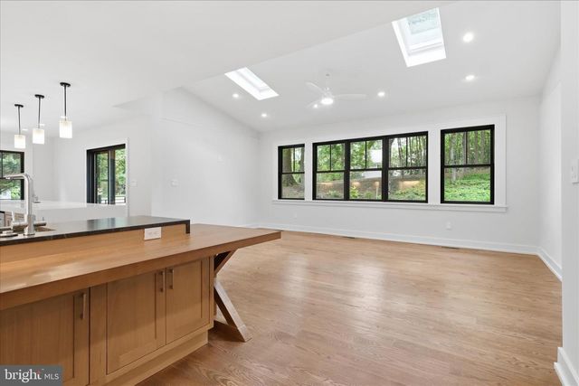 5921 CHESTERBROOK RD, Mclean, VA 22101