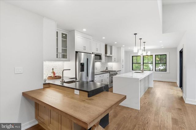 5921 CHESTERBROOK RD, Mclean, VA 22101