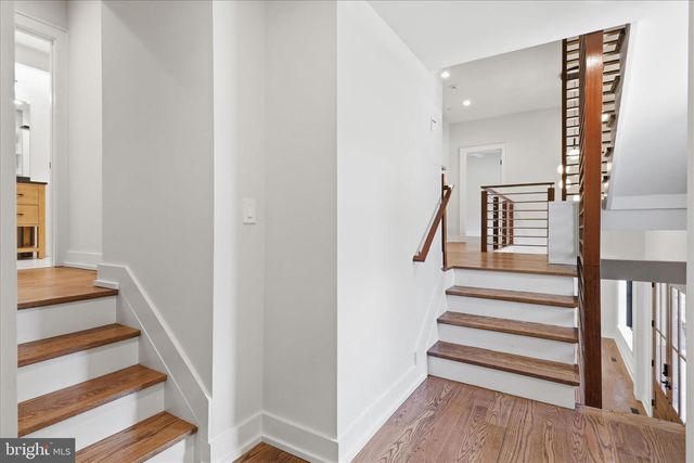 5921 CHESTERBROOK RD, Mclean, VA 22101