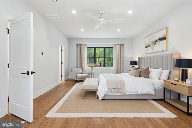 5921 CHESTERBROOK RD, Mclean, VA 22101