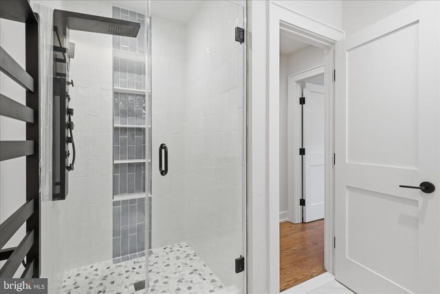 5921 CHESTERBROOK RD, Mclean, VA 22101