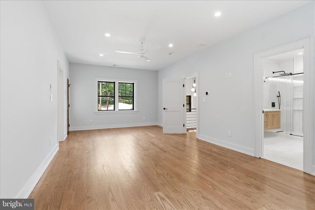 5921 CHESTERBROOK RD, Mclean, VA 22101