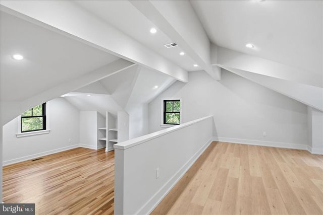 5921 CHESTERBROOK RD, Mclean, VA 22101