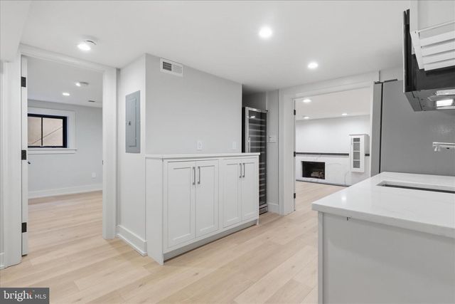 5921 CHESTERBROOK RD, Mclean, VA 22101
