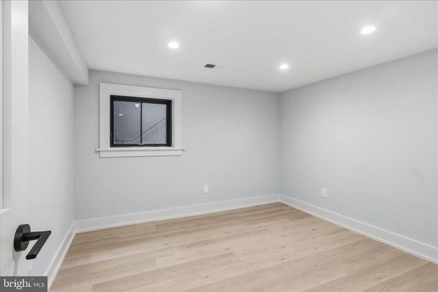 5921 CHESTERBROOK RD, Mclean, VA 22101