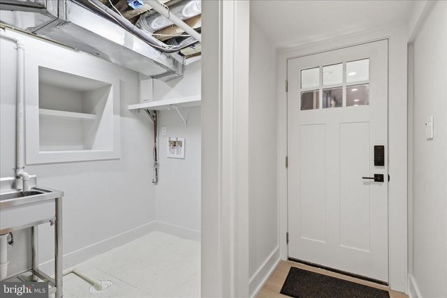 5921 CHESTERBROOK RD, Mclean, VA 22101