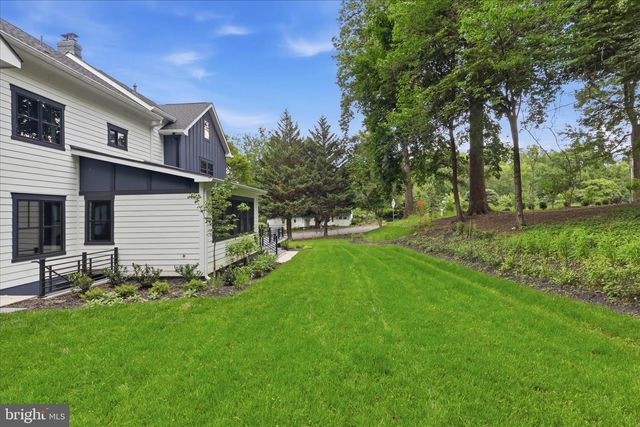 5921 CHESTERBROOK RD, Mclean, VA 22101