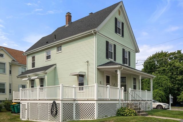 39 Phillips Ave, Norwood, MA 02062