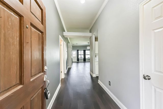 911 Woodfern Glen Lane, Pearland, TX 77584