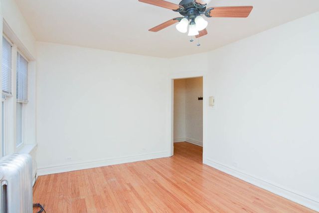 4309 N FRANCISCO Avenue 1F, Chicago, IL 60618