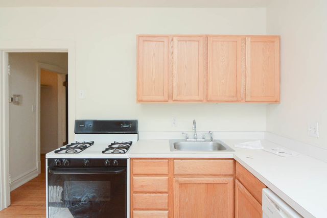 4309 N FRANCISCO Avenue 1F, Chicago, IL 60618