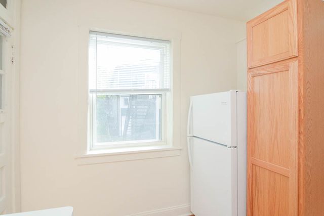 4309 N FRANCISCO Avenue 1F, Chicago, IL 60618
