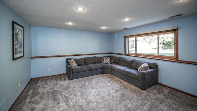 14512 Hollow Park Court, Burnsville, MN 55306