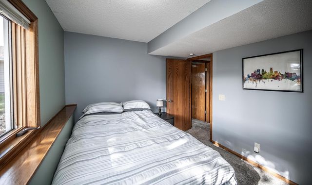 14512 Hollow Park Court, Burnsville, MN 55306