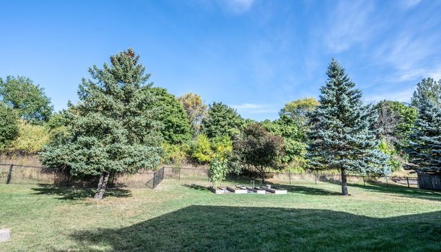14512 Hollow Park Court, Burnsville, MN 55306