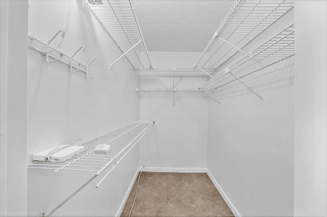 2049 Hythe C, Boca Raton, FL 33434