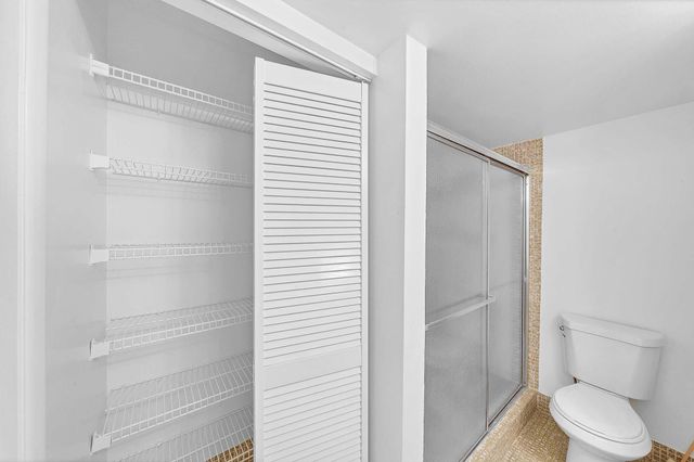 2049 Hythe C, Boca Raton, FL 33434