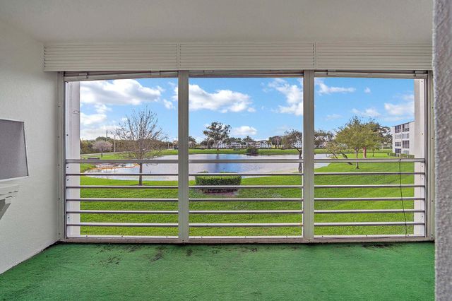 2049 Hythe C, Boca Raton, FL 33434