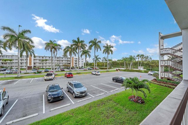 2049 Hythe C, Boca Raton, FL 33434