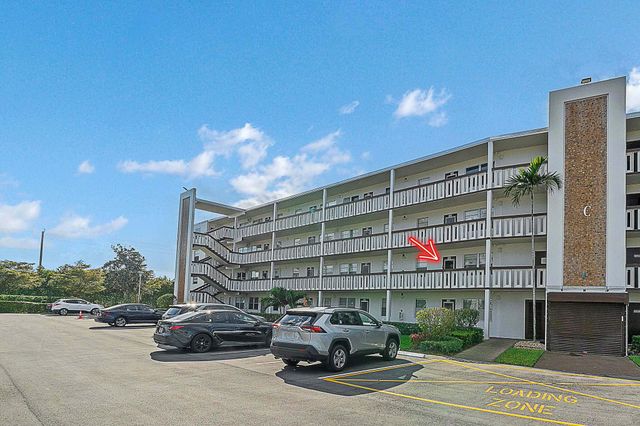 2049 Hythe C, Boca Raton, FL 33434