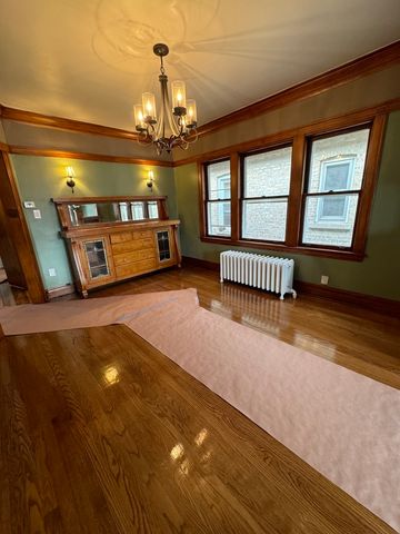 2215 East Avenue, Berwyn, IL 60402
