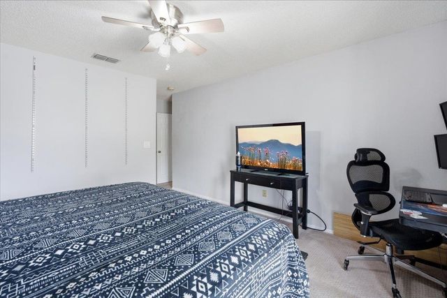 204 Queen Rd, St Augustine, FL 32086