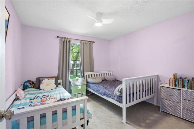 204 Queen Rd, St Augustine, FL 32086