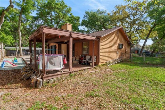 204 Queen Rd, St Augustine, FL 32086