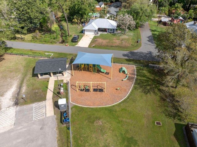 204 Queen Rd, St Augustine, FL 32086