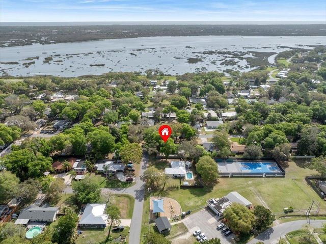 204 Queen Rd, St Augustine, FL 32086
