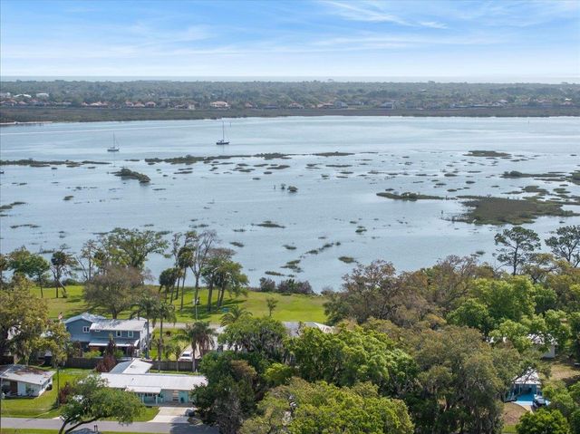 204 Queen Rd, St Augustine, FL 32086