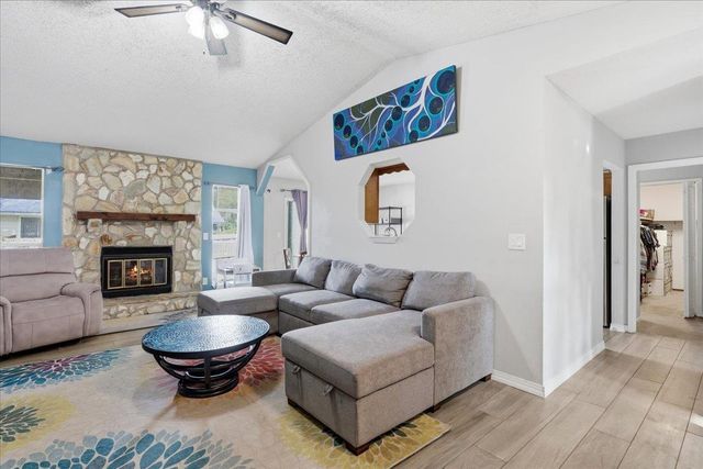 204 Queen Rd, St Augustine, FL 32086