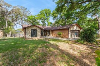 204 Queen Rd, St Augustine, FL 32086